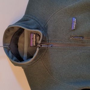 Patagonia fleece full zip jacket forest green